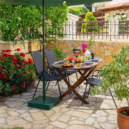 Semeli House In Diakopto, Close To & Odontotos Apartamento Diakopto