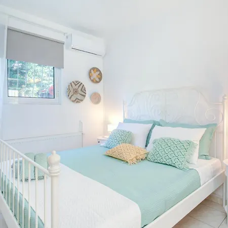 Semeli House In Diakopto, Close To & Odontotos Apartament *